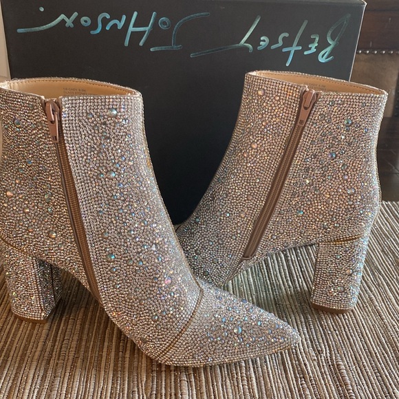 Betsey Johnson Cady Rhinestone Bootie Silver 8.0-8.5 NWT Zara - Picture 7 of 15